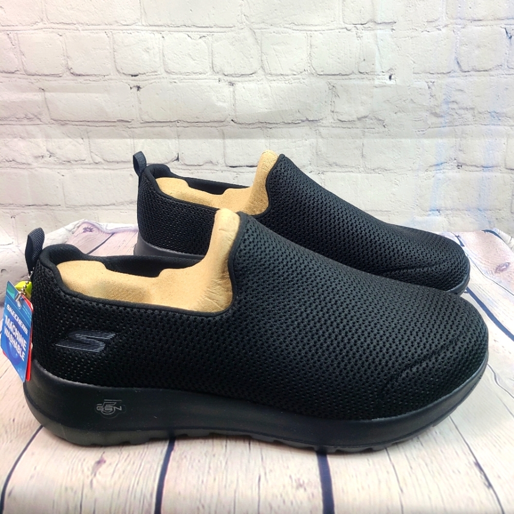 Skechers Men's Go Walk Max-athletic Air Mesh Slip on Walking Shoe size 12